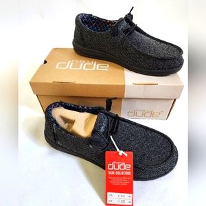Hey Dude Women's shoe size 9, black